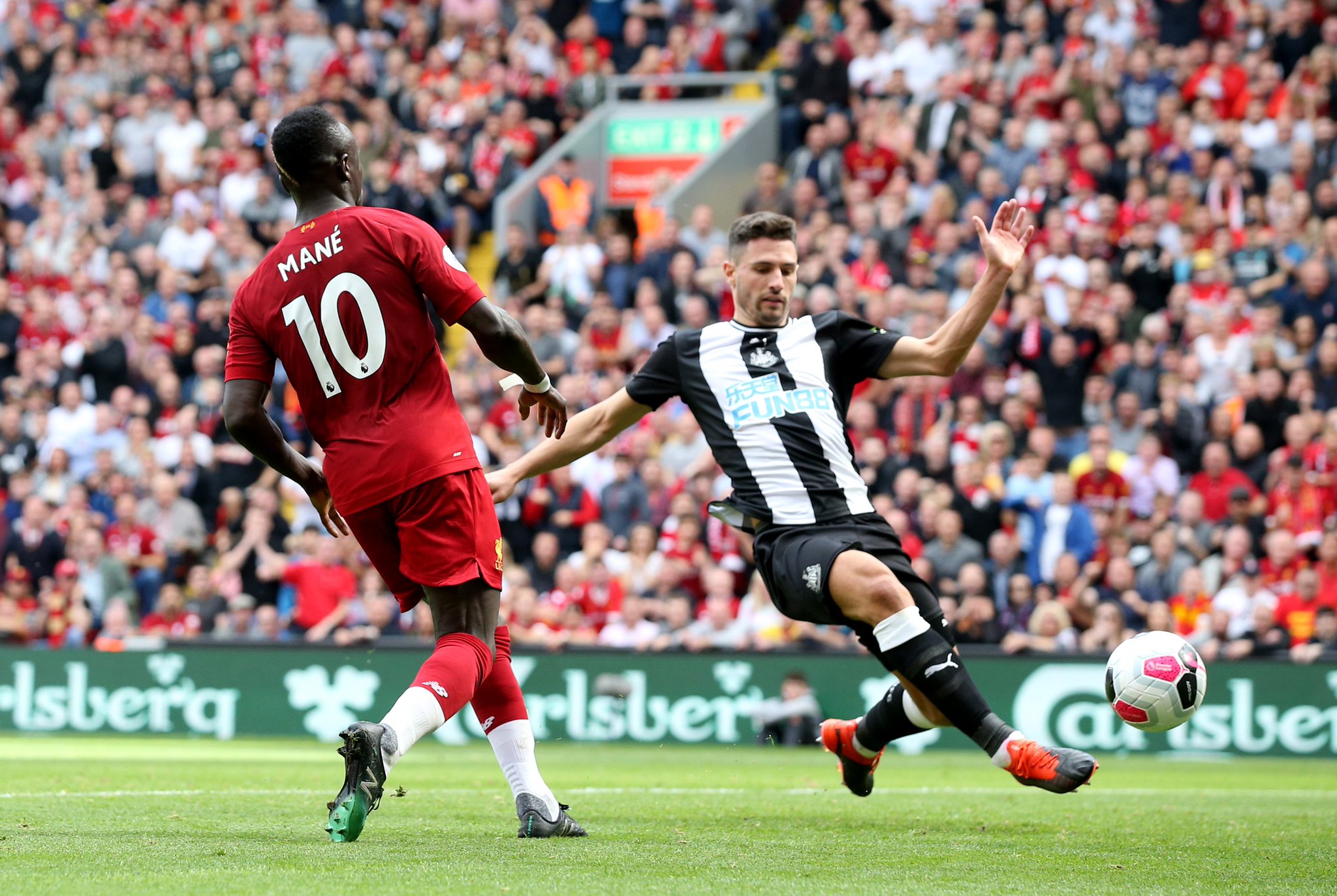 德甲赛场上 德甲赛场上